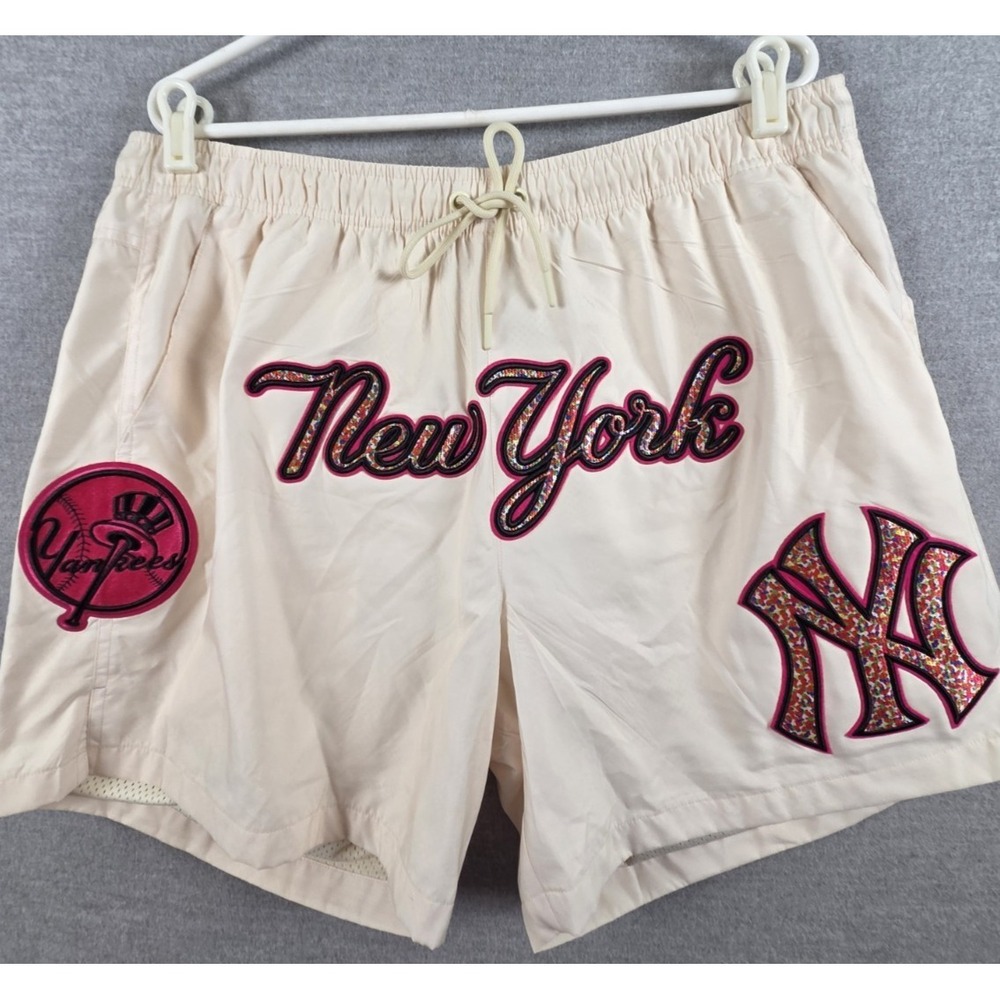 Pro Standard‎ 2XL Hibbett Exclusive NY Yankees MLB Confetti Shorts Cream NEW